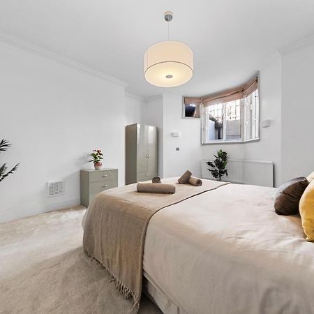 Harrods 2 Bed Lux Flat W/Patio Apartment Londra Exterior foto