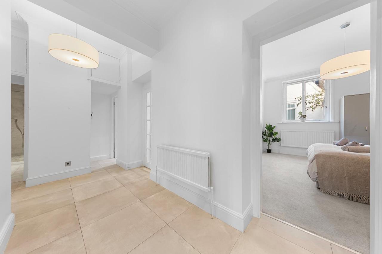 Harrods 2 Bed Lux Flat W/Patio Apartment Londra Exterior foto