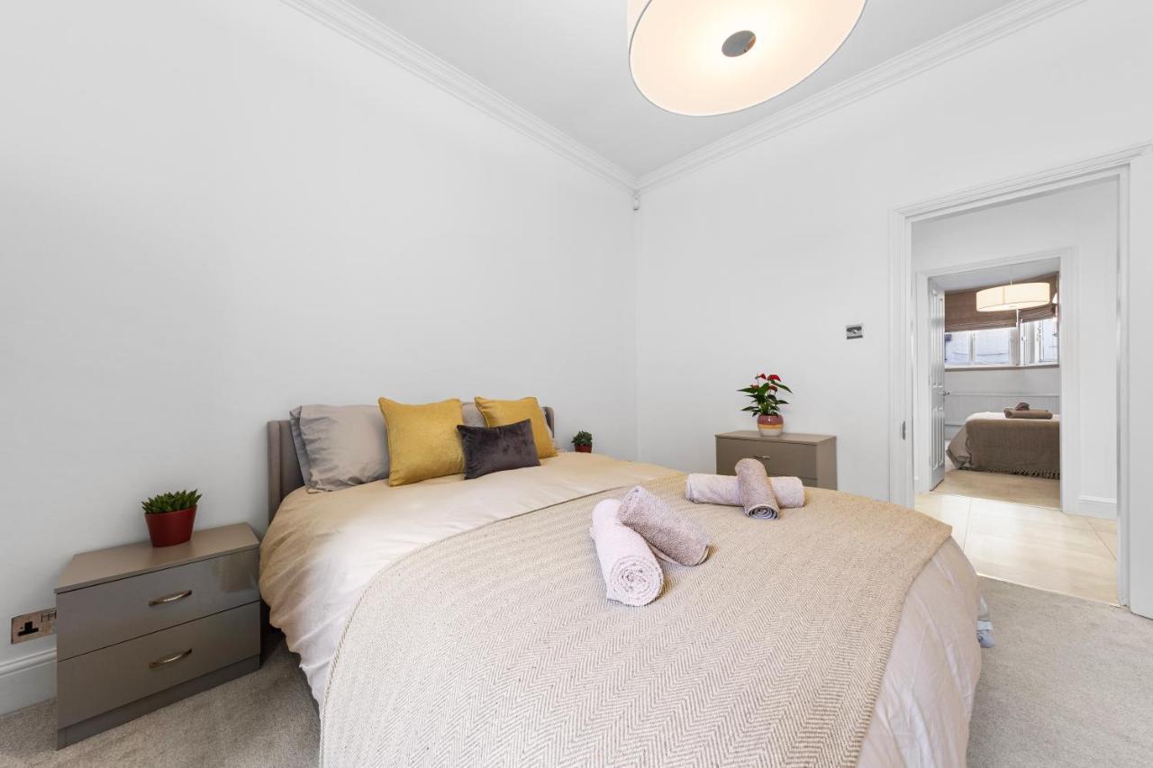 Harrods 2 Bed Lux Flat W/Patio Apartment Londra Exterior foto