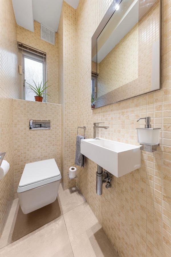 Harrods 2 Bed Lux Flat W/Patio Apartment Londra Exterior foto