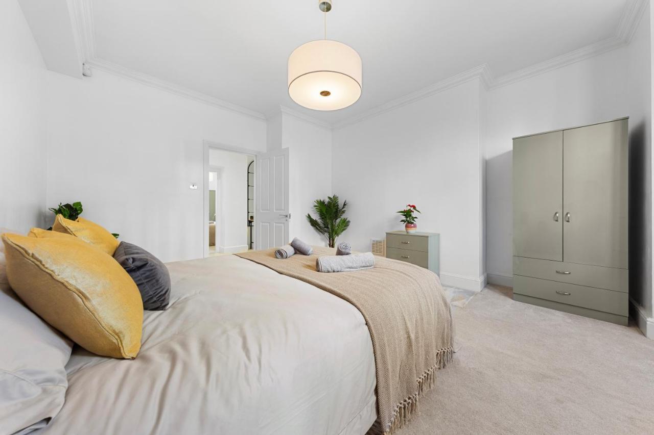 Harrods 2 Bed Lux Flat W/Patio Apartment Londra Exterior foto