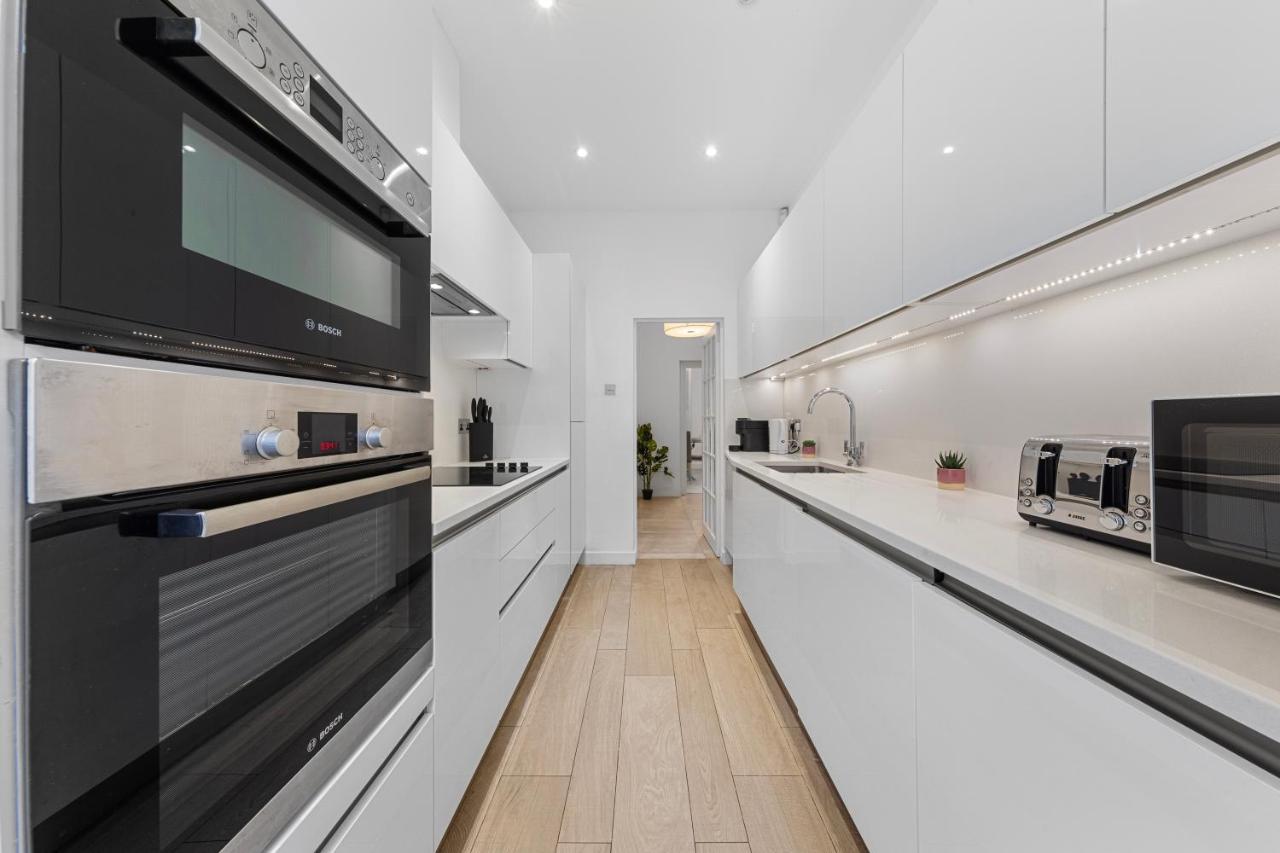 Harrods 2 Bed Lux Flat W/Patio Apartment Londra Exterior foto